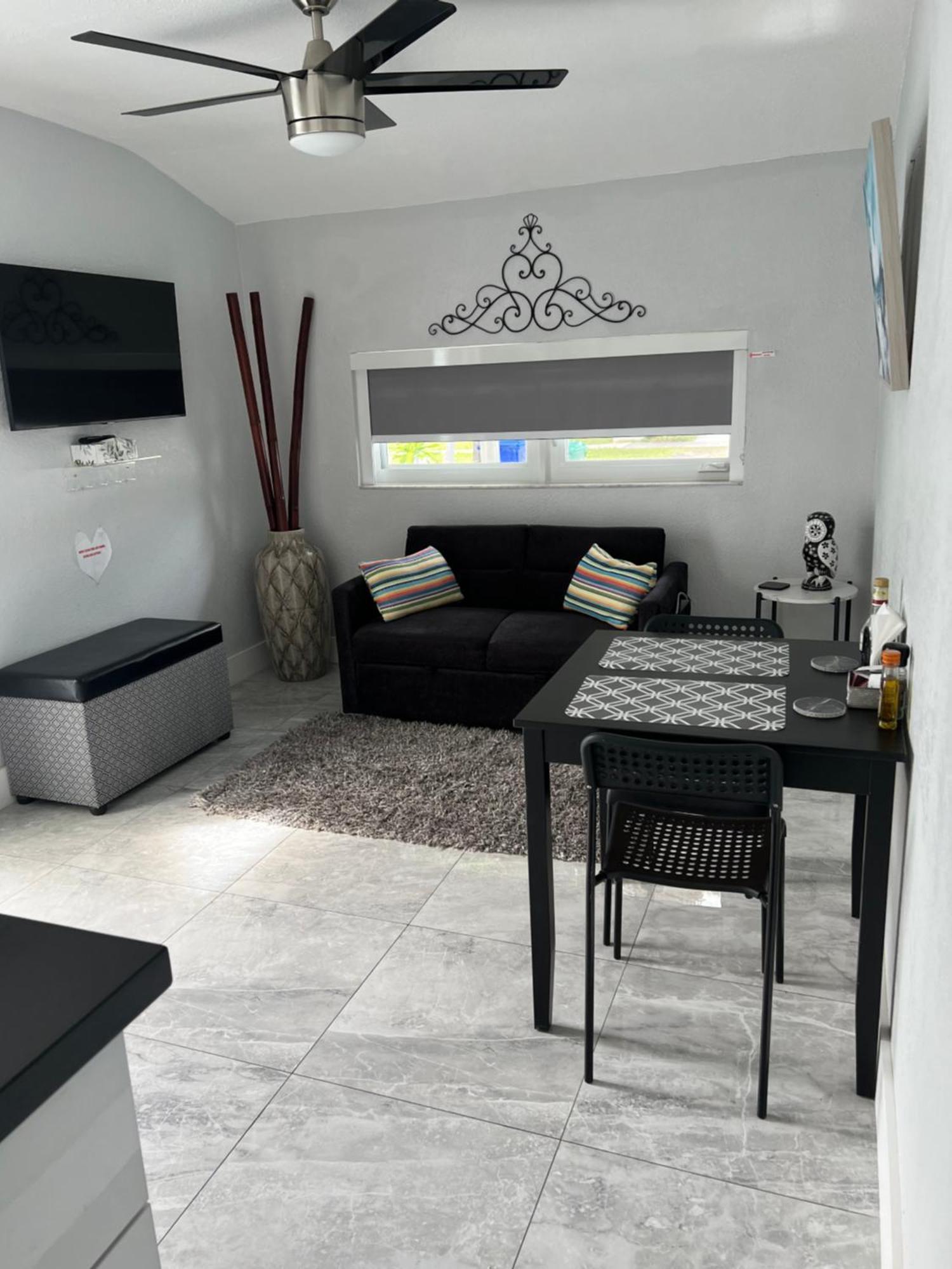 Little Gables Studio-Your Miami Escape-10Min Airport Eksteriør bilde