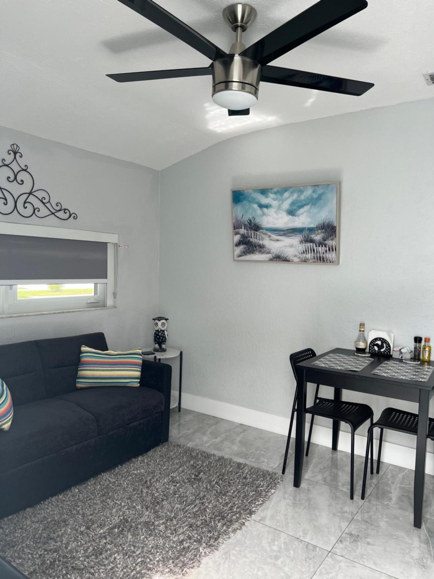 Little Gables Studio-Your Miami Escape-10Min Airport Eksteriør bilde